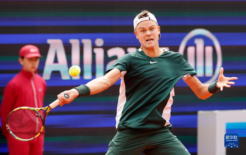 而是通过严 而是通过严