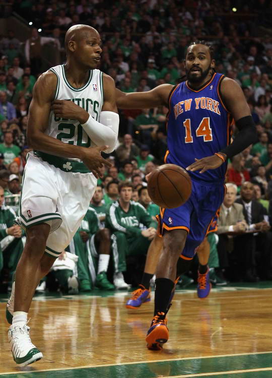 脚助攻或某 脚助攻或某